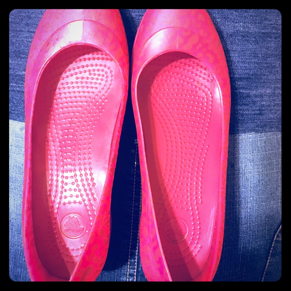 Crocs Pink leopard wedge